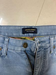 Men's Light Wash Denim Jeans