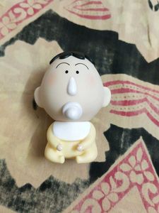 shinchan friends baby mini figured 🐥🍼