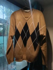 Classic Argyle V-Neck Sweater