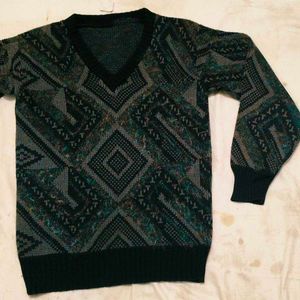 Very Beautiful Warm Sweater Like Top