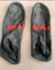 Comfortable Grey Ankle Socks