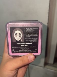Huda Beauty Compact Powder