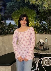 💗Pink Corset Back Neck Tie Kurti💗