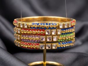 Set of 4 Colorful Stone Bangles