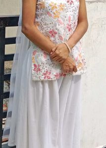 Beautiful Embroidered Kurta Set