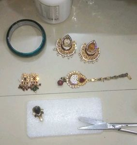 Elegant Indian Jewellery Set