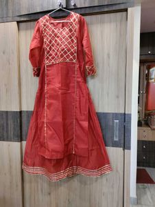 Elegant Red Kurta Set with Gold Embellishments