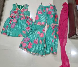Green Floral Kurta Set with Dupatta