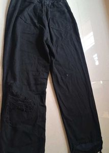 Women's Black Ripped Wide Leg Stretchable Jeans wi