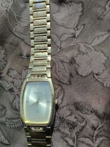 Elegant Gold Tone Watch