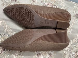 VIVAIA Pointed-Toe Wedge