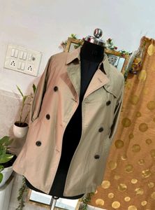 Korean Beige Trench Jacket from Uniqlo.Bust 34-36