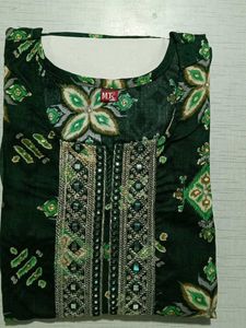 Elegant Emerald Green Kurta Set