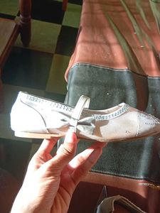 Sparkling Ballet Flats with Bow