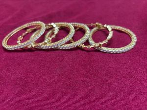 Set of 6 Sparkling Gold Bangles