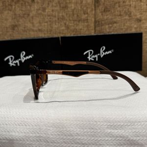 Ray-Ban Sunglasses Brown Frame Amber Lens