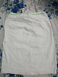 White Skirt👗 32,34 size