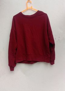 Maroon Clr Sweatshirt With Back Hole