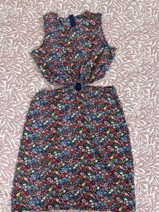 Floral Print Cut-Out Dress
