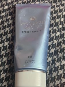 DHC Suncut SPF50+