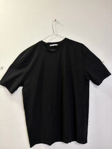 Minimalist Black Oversized T-Shirt – Zara