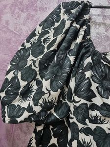 Chic Floral Off-Shoulder Puff Sleeve Top With Skir