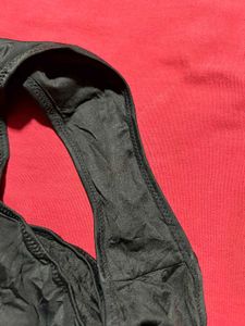H&amp;M Black One-Piece Swimsuit – Slim Fit – EUR 38