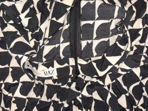 Stylish Black &amp; White Geometric Skirt