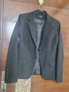 H&M Pinstripe Blazer - Classic Style