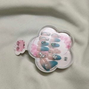 Press-On Nails Set