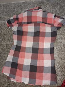 Chic Plaid Short Sleeve Shirt