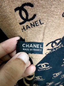 Chanel Warm Scarf Unisex 🔥