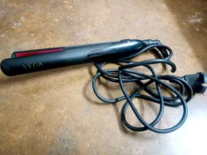 Vega Hair Straightener