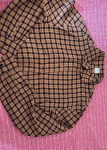 Men's Plaid Button-Up Shirt