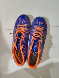Nivia Mens Football Shoes.. Unused.