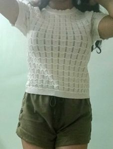 Chic White Knit Top