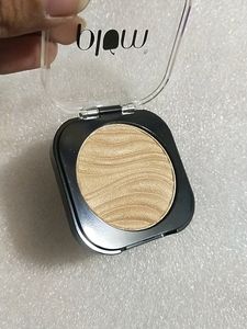 Plum Highligher -01 Champagne Pearl