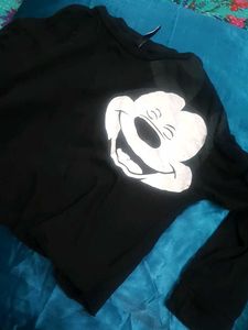 Loose Fit Long Sleeves