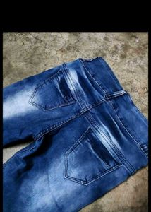 Stylish High-Waisted Blue Denim Jeans