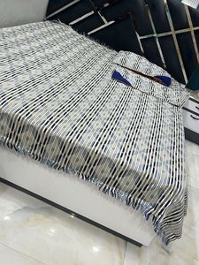 Double Bedsheet with Pillow Cover