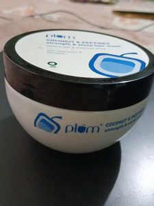 Plum Coconut &amp; Peptides Hair Mask