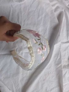 Embroidered Floral Headband