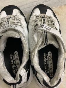Skechers