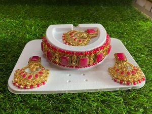 Red &amp; Gold Indian Jewelry Set