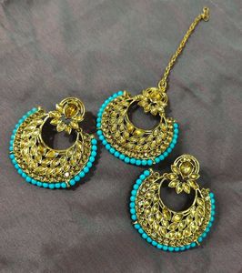 Blue Kundan Earrings n Tikka Set.