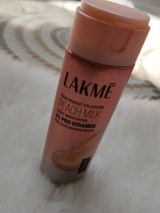 Lakme Peach Milk Moisturiser