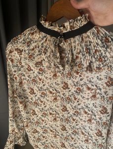 Floral Print Blouse with Tie bow