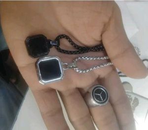 trendy chains