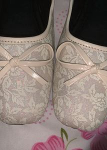 white sparkly Floral Bow Ballerina Flats