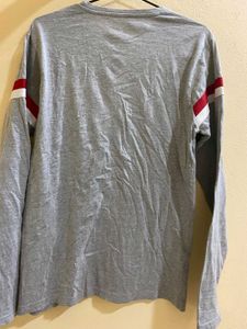 Challenger Men's Grey Long Sleeve T-Shirt